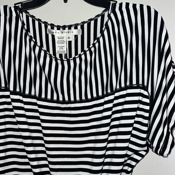 Max studio size 6 short sleeve, tie front blouse - Picture 5 of 6